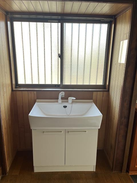 洗面設備　シャンプードレッサー