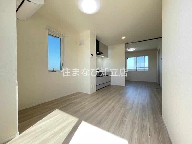 居室・リビング　別部屋写真