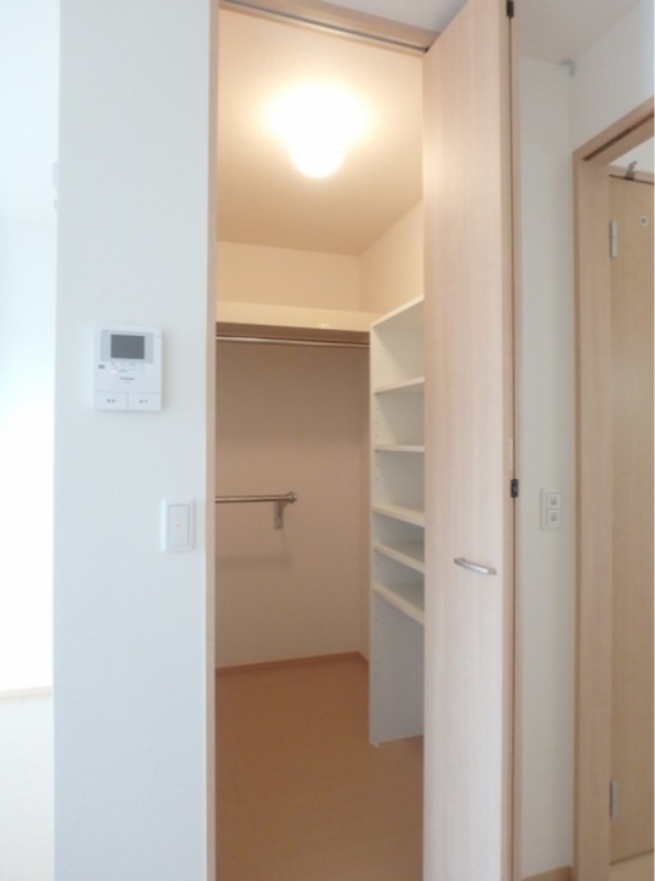 収納　図面と現状に相違がある場合には現状を優先