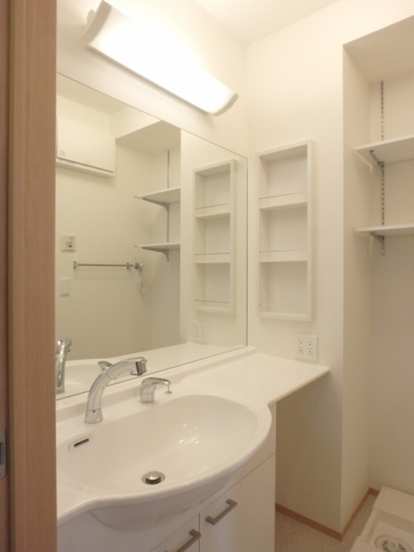 洗面設備　図面と現状に相違がある場合には現状を優先