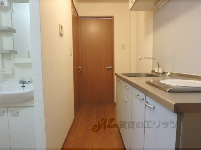 その他部屋・スペース　廊下