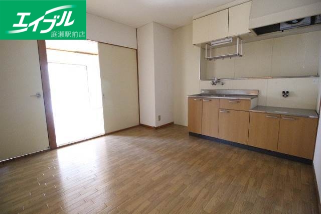 居室・リビング　同タイプのお部屋の写真です