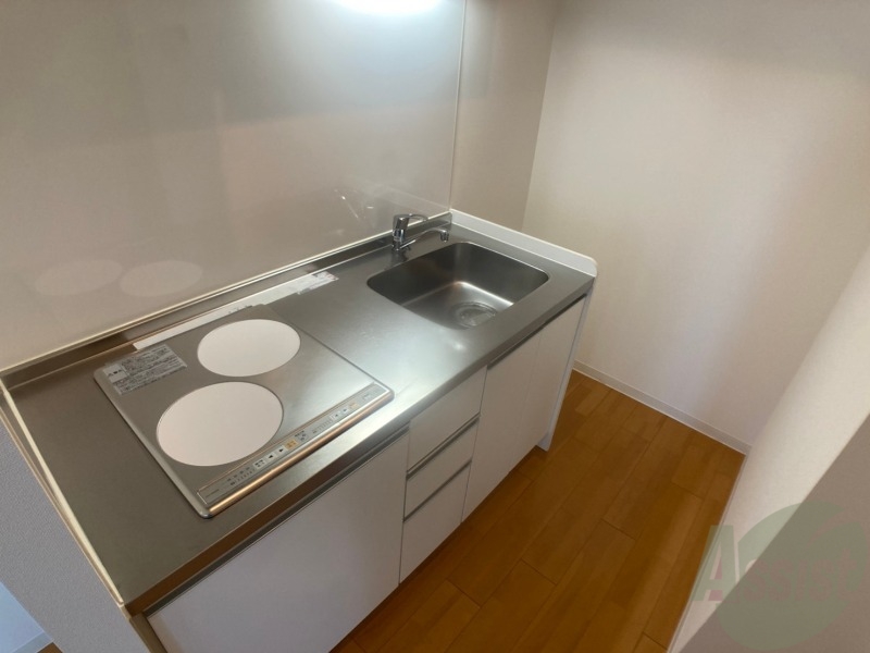 キッチン　こちらはキッチン。調理スペースもあり使いやすそうです。