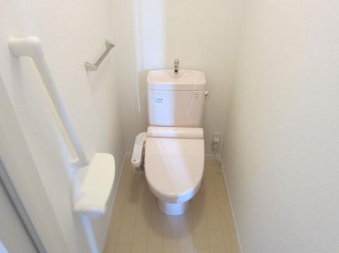 トイレ　シャワー付トイレ