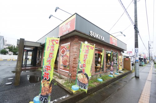 飲食店　すき家 白金店（飲食店）まで413m