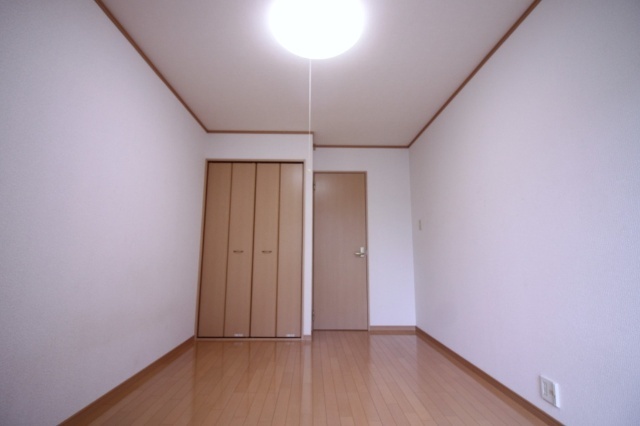 居室・リビング　照明付き