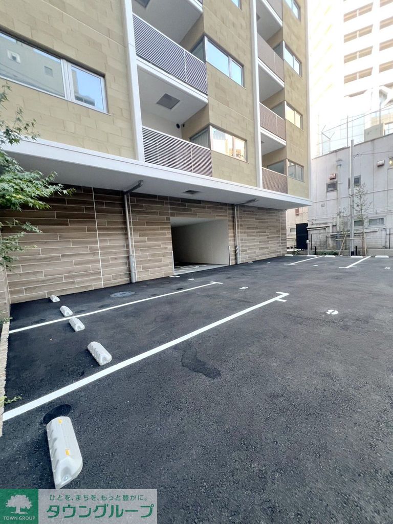 駐車場　駐車場