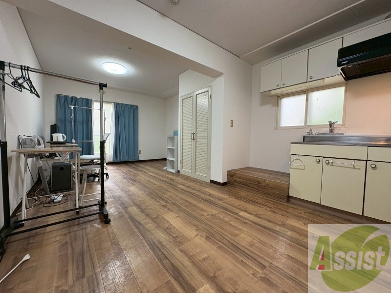 居室・リビング　広くてキレイなお部屋が広がっていて、充実した生活が送れそう。