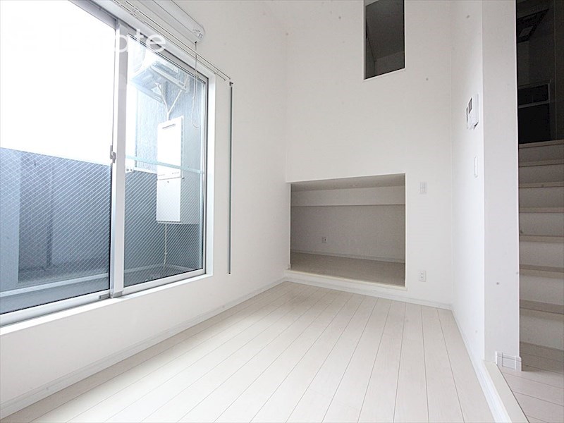 居室・リビング　内装