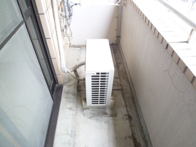 バルコニー　駐車場