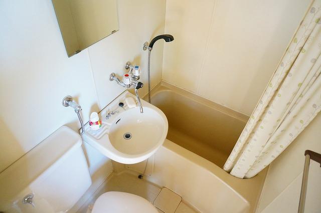 バス・シャワールーム　浴室