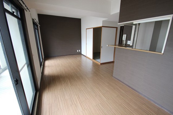 居室・リビング　※別室の写真です