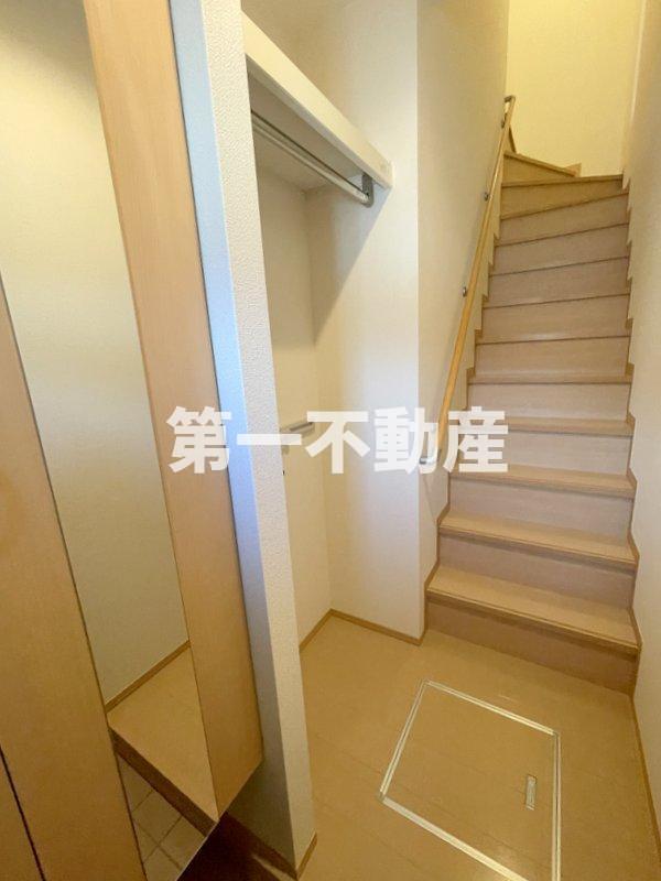 玄関　画像はイメージです。