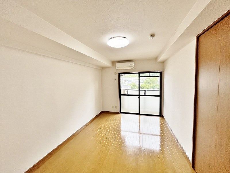 居室・リビング　★洋室7.5帖★