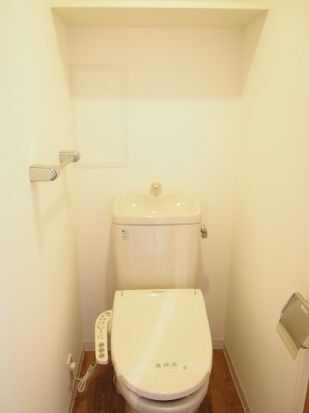 プライムアーバン平井のトイレ写真