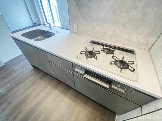 キッチン　キッチンでお料理をお楽しみください