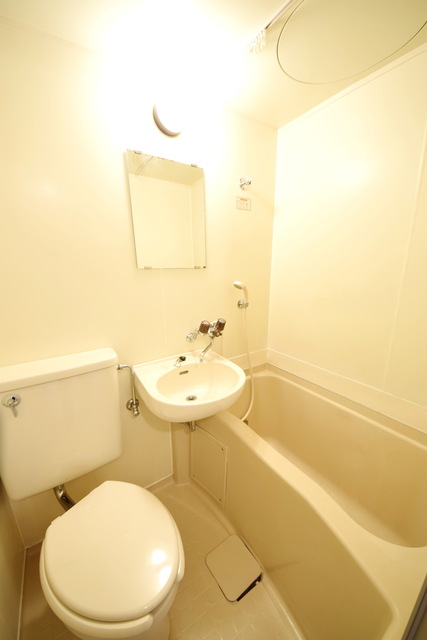 バス・シャワールーム　～さっぱりしましょう～