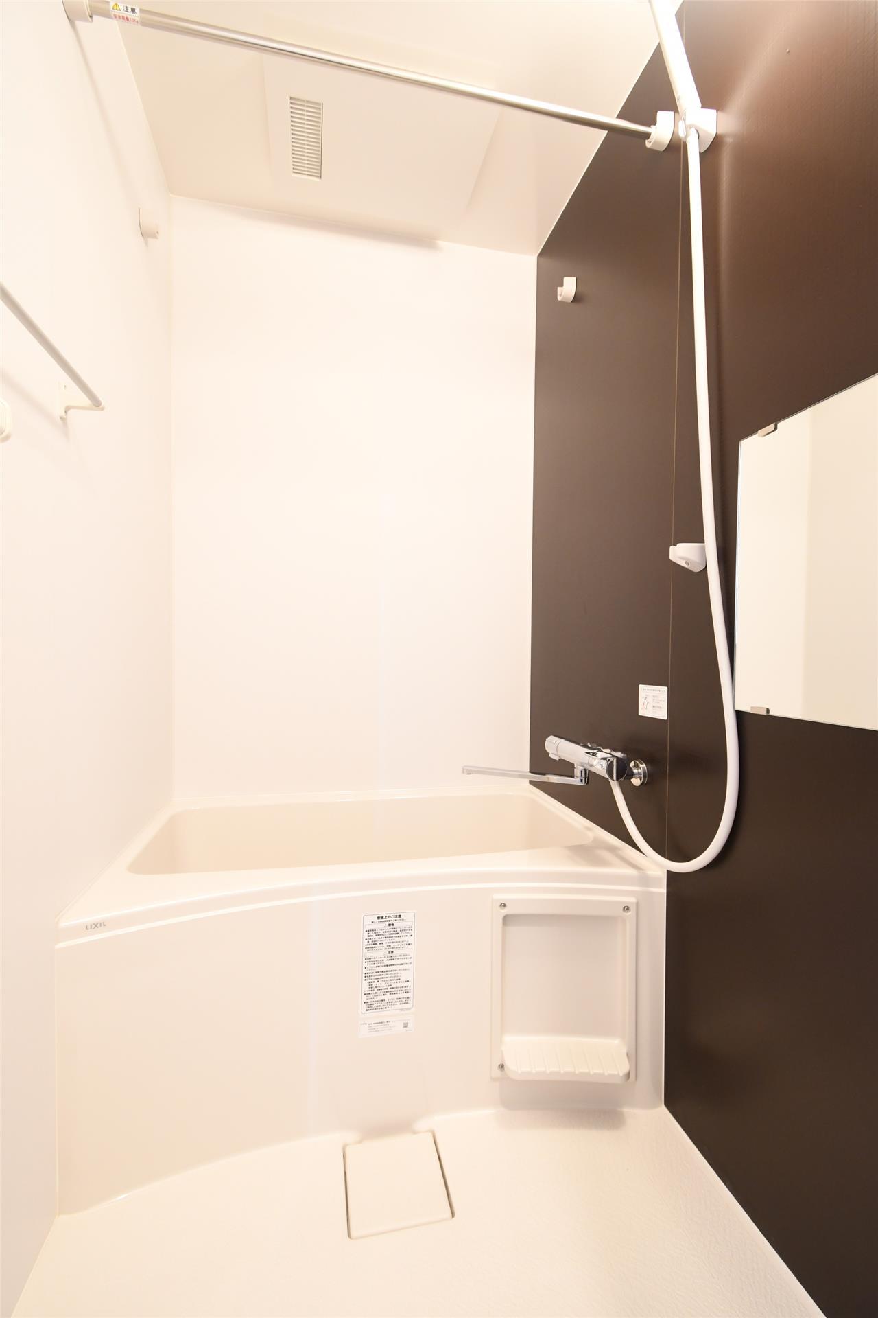 バス・シャワールーム　浴室