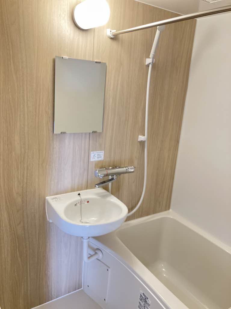 バス・シャワールーム　浴室