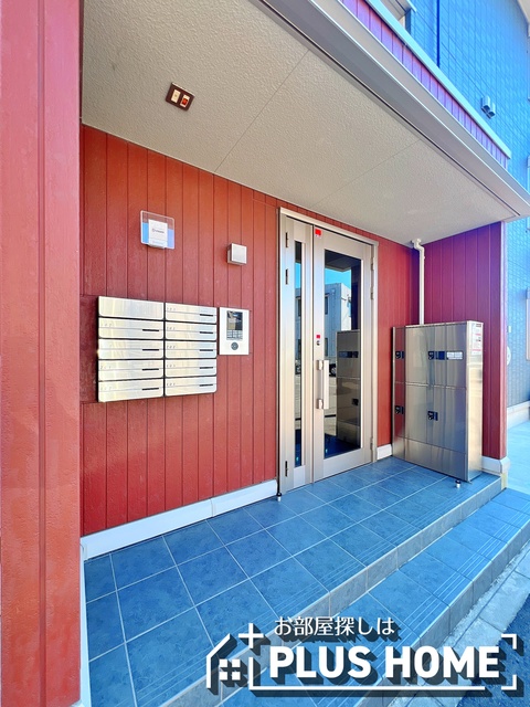 エントランス　オートロック・宅配ボックス完備♪♪