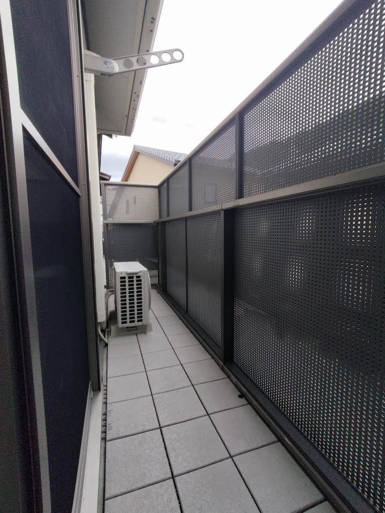 バルコニー　バルコニー