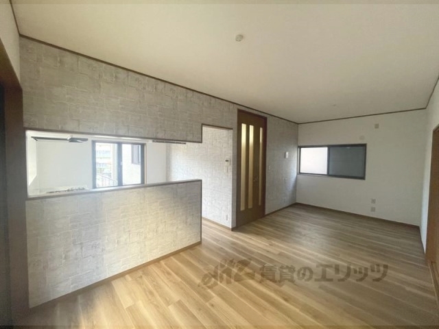 居室・リビング　リビング