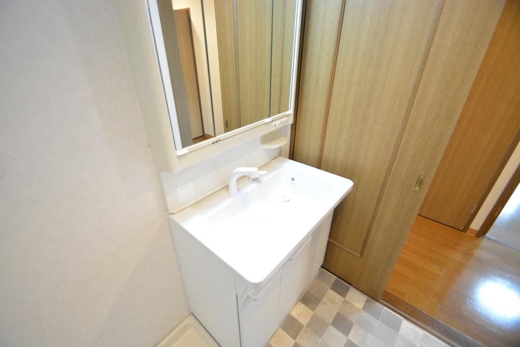 洗面設備　洗髪洗面化粧台