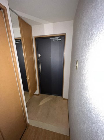 玄関　別号室画像。ご参考下さい