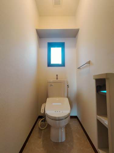 トイレ　シンプルで使いやすいトイレです