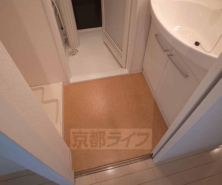 洗面設備　独立した脱衣スペース有り