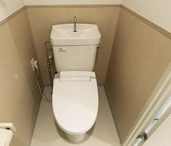 トイレ　別部屋参考写真