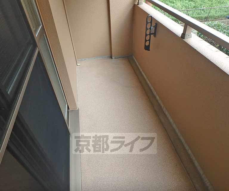 バルコニー　洗濯物はこちら