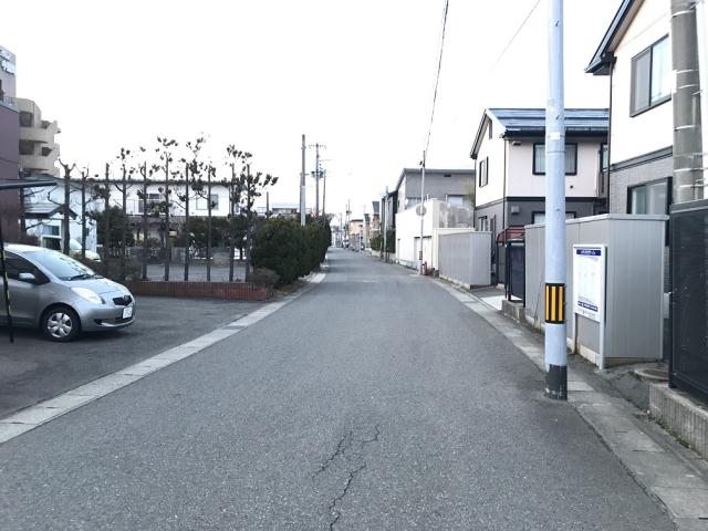 その他　前面道路（その他）まで0m