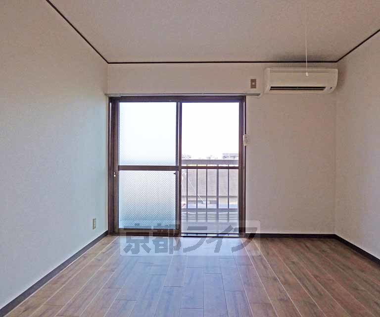 居室・リビング　綺麗なお部屋です。