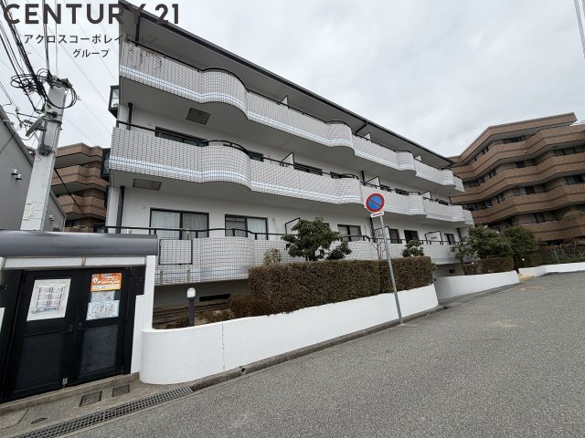 建物外観　閑静な住宅街