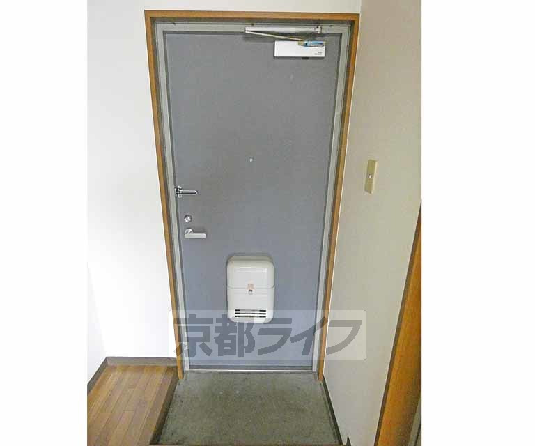 玄関　玄関です。