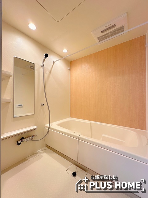 バス・シャワールーム　類似写真