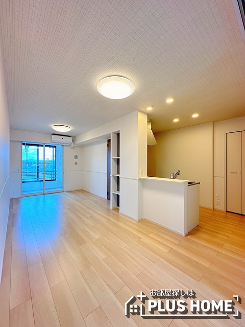 居室・リビング　類似写真