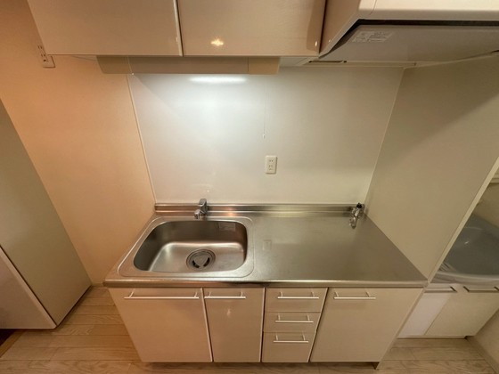 キッチン　※別部屋の写真です