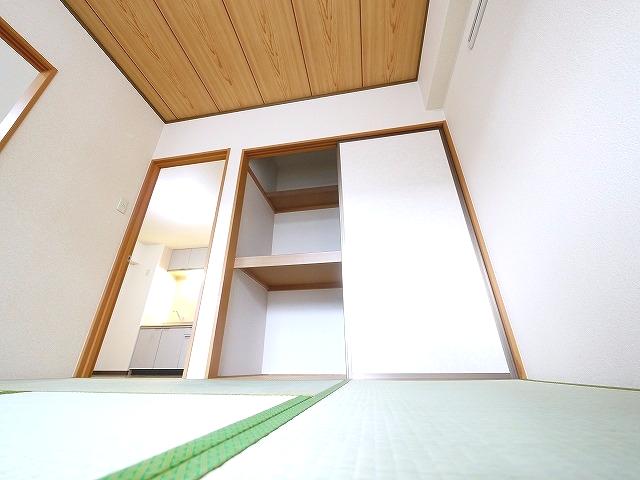 収納　たっぷりとした収納スペースです