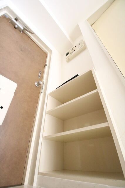 収納　※同建物内別室の参考写真です