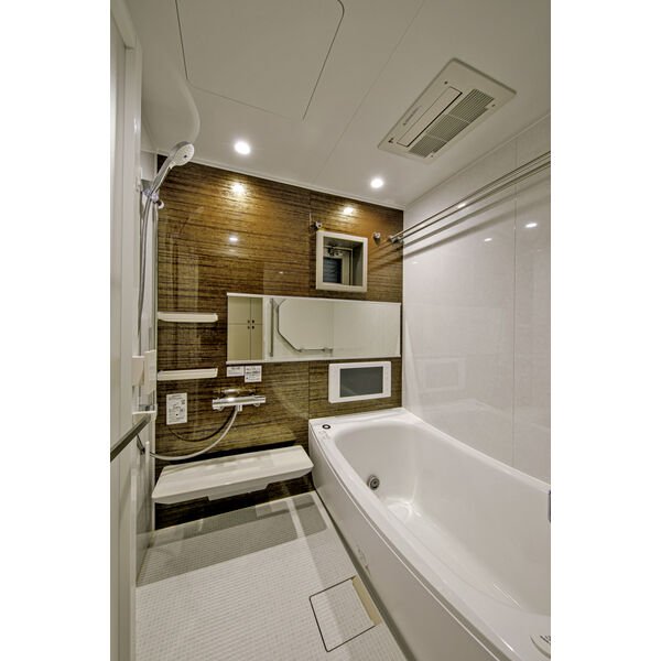 バス・シャワールーム