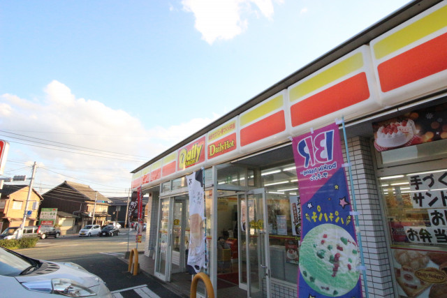 コンビニ　デイリーヤマザキ　福津宮司店（コンビニ）まで800m
