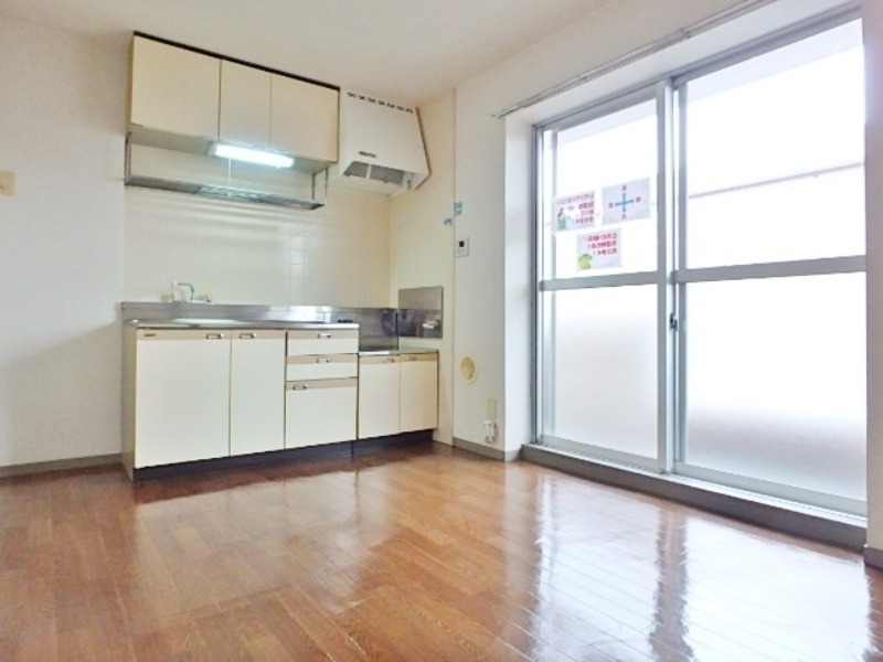 居室・リビング　図面と現状に相違がある場合には現状を優先