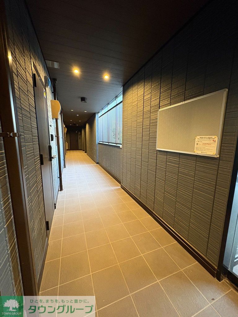 エントランス　エントランス