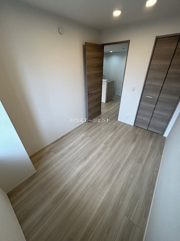 その他部屋・スペース　リビングの隣の洋室です。朝から日当りの良いお部屋ですよ※別部