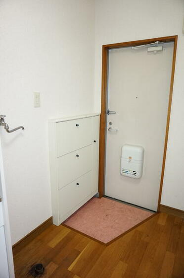 玄関　シューズボックスあり