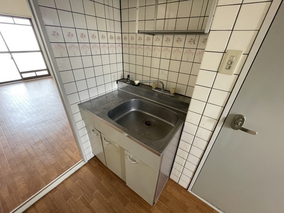 キッチン　※別部屋の写真です