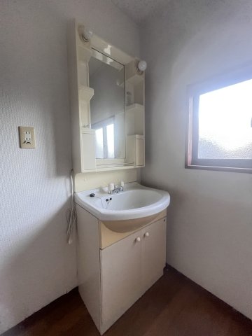 洗面設備　嬉しい独立洗面台もございます！