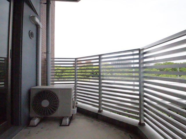 バルコニー　※別室の参考写真の為、現況優先です。